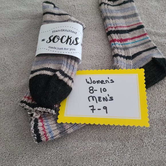 Hand knitted Socks Women 8-10 Men 7-9 - Picture 11 of 16